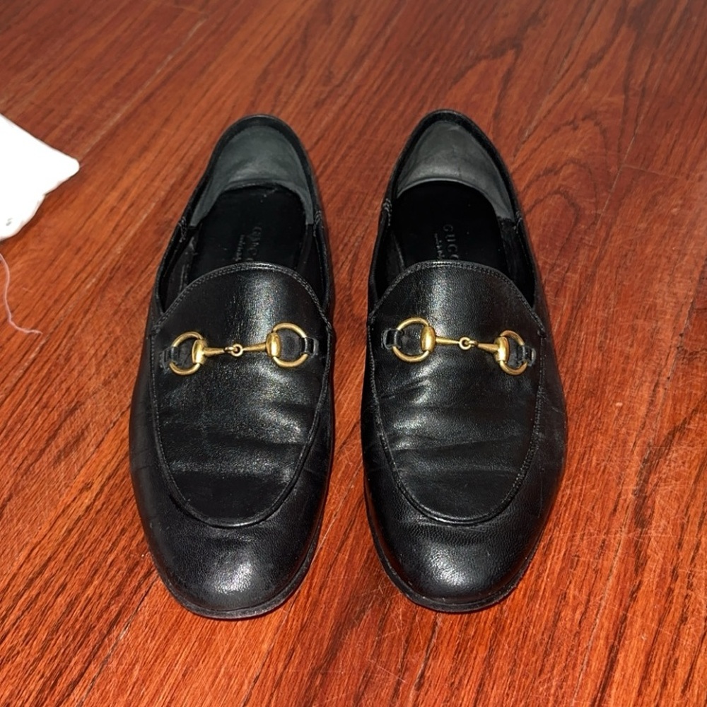 Gucci Jordaan bit loafers in black (women)